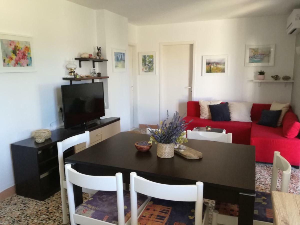 Apartment Ileana โตรกีร์ ภายนอก รูปภาพ